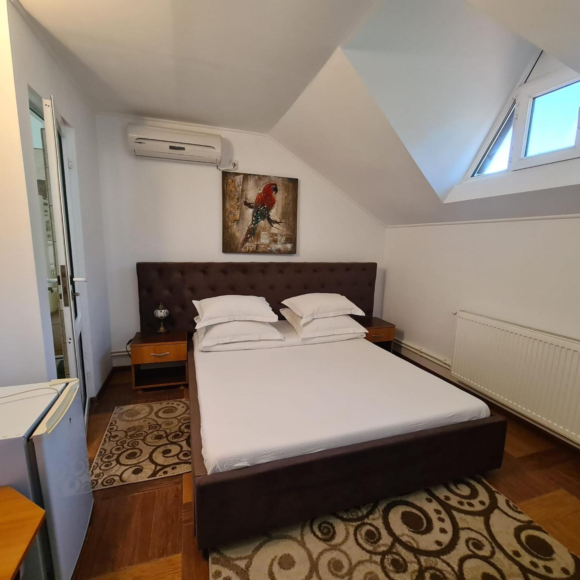 Casa Bianca Hotel Două Mai Kültér fotó